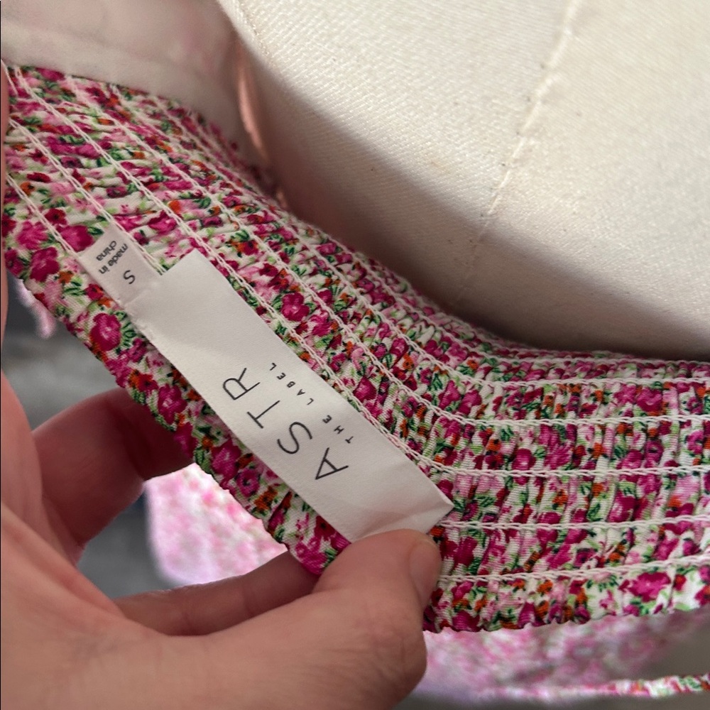 Astr The Label Ditsy‎ Floral Print Puff Sleeve Magenta Lime Floral Mini Dress - Picture 6 of 6